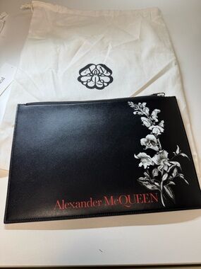 Alexander McQueen Limited Edition Black Leather Zip Clutch with COA - Like New